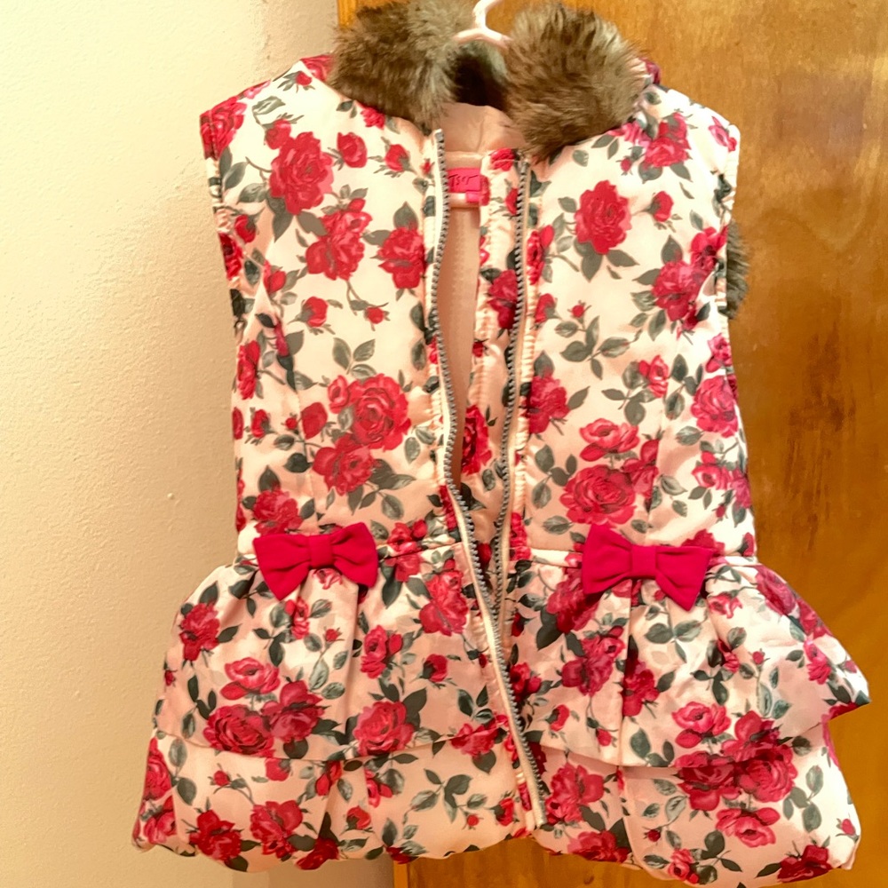 Girls floral hooded vest